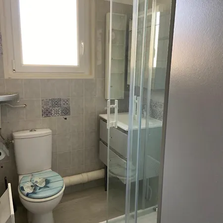 300m De La Apartman *